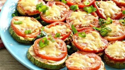 Запеченные кабачки с сыром и помидорами: 11 вкусных и простых рецептов — читать на thebestterrier.ru