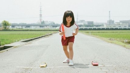 Ночью тоже полезно смеяться: забавный фотоальбом 4-летней японки