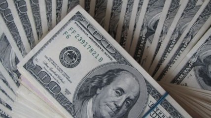 Узбекистан установил новый курс национальной валюты к доллару США 