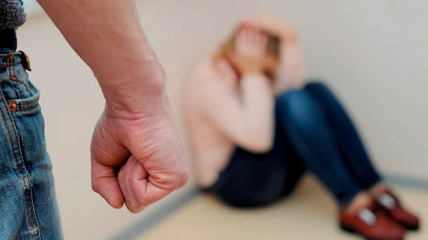 Запрет на приближение: в Украине вышел новый указ для защиты жертв домашнего насилия