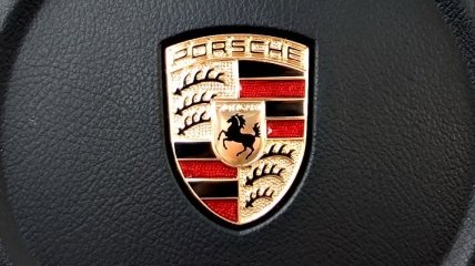Компания Porsche запатентовала новый товарный знак 