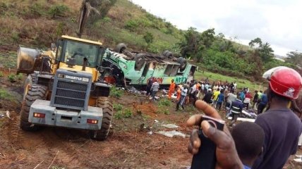 ДТП с автобусом в Конго: десятки погибших 