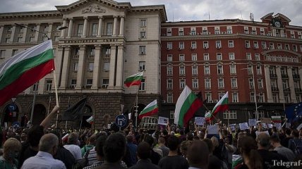 В Болгарии продолжаются протесты:  люди требуют отставки правительства