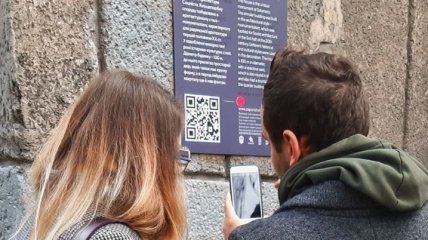 В Запорожье установили новые туристические таблички с QR-кодами