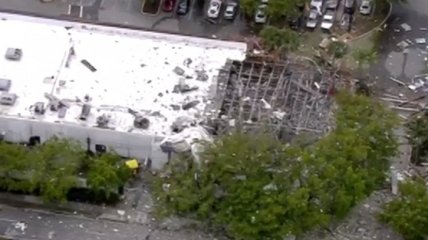 Во Флориде сильный взрыв разрушил торговый центр (Фото и видео)