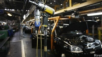 "АвтоВАЗ" возобновил выпуск Lada Priora на новом конвейере