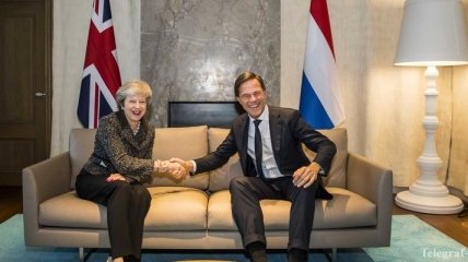 Мэй и Рютте обсудили выход Британии из ЕС