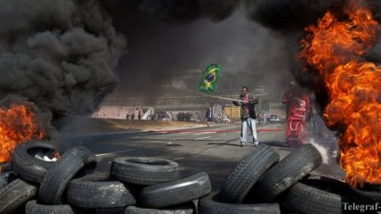 Полиция Бразилии снова разгоняет противников ЧМ-2014