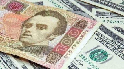 Гривна немного укрепилась после долгого падения: курс валют в Украине 5 ноября