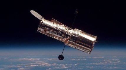 Телескоп Hubble обнаружил сверхгигантскую синюю звезду 