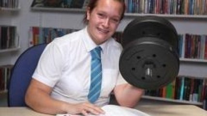 Самая сильная школьница Британии