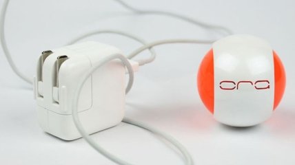 Энергетический шар Oro Pad заряжает iPhone без проводов (Видео)