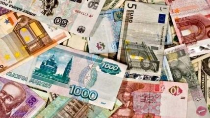 Доллар и евро снова подорожали: курс валют в Украине 28 октября