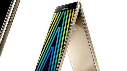 Samsung официально представила обновленные смартфоны 