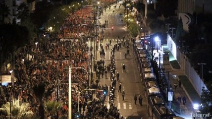 Демонстранты устроили беспорядки в Греции, пострадали двое человек