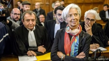 В Париже проходит суд над главой МВФ Кристин Лагард