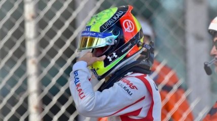 Шумахер жестко разбил машину в Монако (видео)