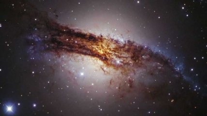 Галактики-спутники заставили ученых усомниться в теории о темной материи