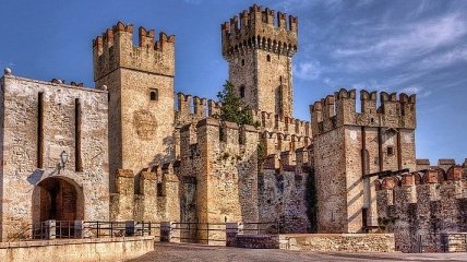 Снимки самых красивых замков солнечной Италии (Фото) 