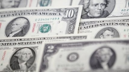 НБУ удалось побороть рост курса доллара