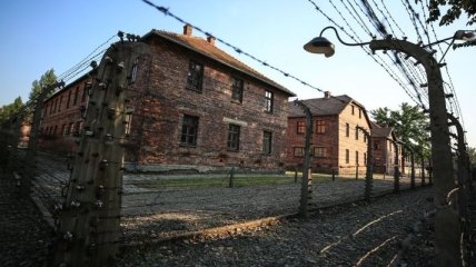 Київ виплатить матеріальну допомогу в'язням концтабору "Аушвіц-Біркенау"