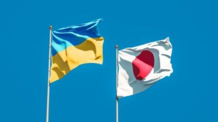 Япония продолжает поддерживать Украину