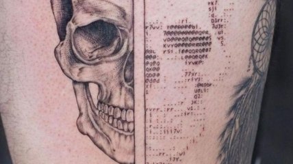 Необычные портретные татуировки для любителей компьютерного кода (Фото)