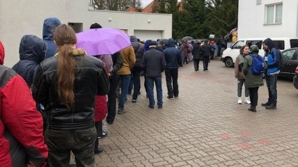 Беспрецедентный случай: в Варшаве голосовали после закрытия участка