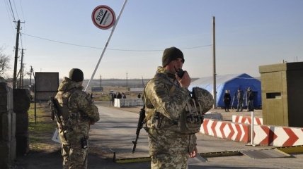 Российские оккупанты обстреляли КПВВ "Марьинка"