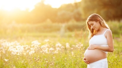 О чем говорят мамы: отеки, стресс и маловодие во время беременности