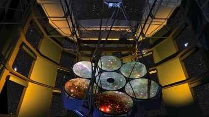 В Чили установили зеркало на гигантском телескопе