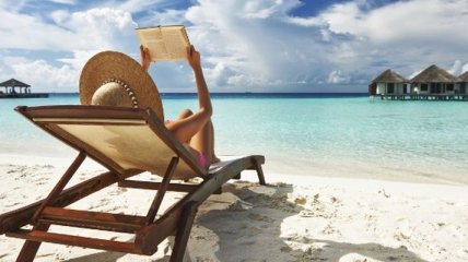 Что почитать в отпуске: ТОП-5 книжных новинок 