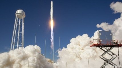 Вашингтон поприветствовал тестовый запуск ракеты "Antares"    