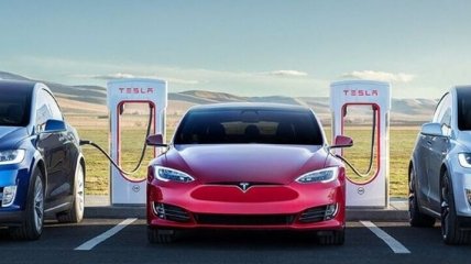 Tesla в прошлом году увеличила поставки электромобилей на 50%