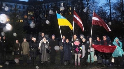 В столице Латвии проводят мероприятия в честь Революции достоинства