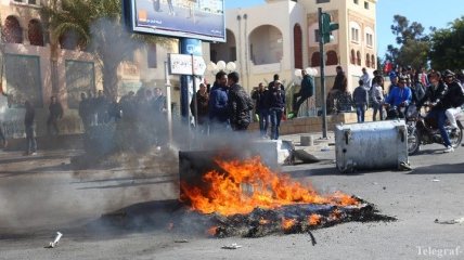 Тунис продлил чрезвычайное положение