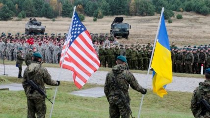 США поддерживает Украину