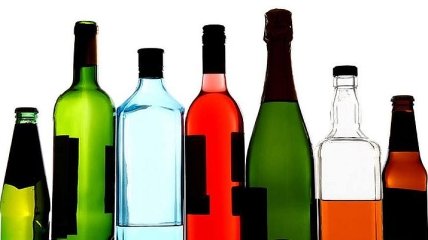 Британия несет убытки от подпольного алкоголя