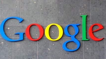 Google создаст "умные" контактные линзы