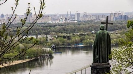 Сегодня отмечается День крещения Киевской Руси - Украины
