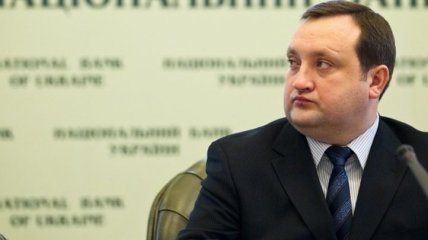 Арбузов: Правительство настроено комплексно бороться с рейдерством