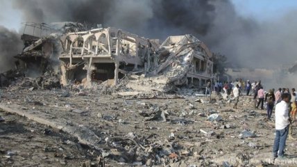 Теракт в Сомали привел к рекордным в истории страны 358 жертвам