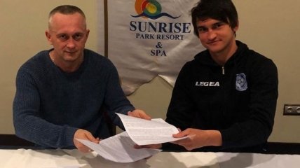 Морозенко и Голиков стали футболистами Черноморца