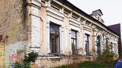 Історична будівля кінця 19 століття
