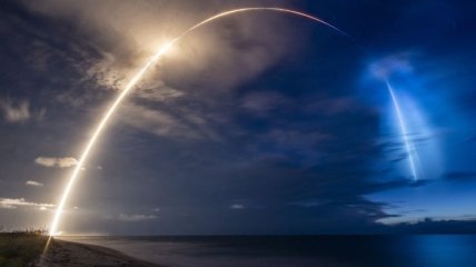SpaceX запустила новую партию спутников Starlink (Видео)