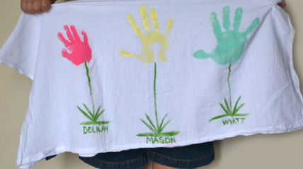 Мастер-класс для детей: как сделать рисунок на ткани акриловыми красками