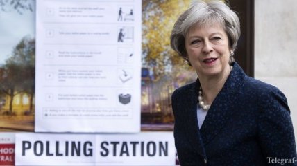Местные выборы в Англии: партия Мэй смогла избежать значительных потерь