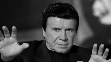 Журналісти з’ясували, як перевезли та поховали Анатолія Кашпіровського
