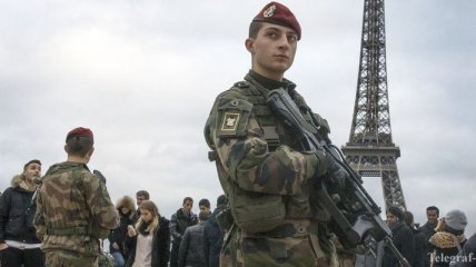 Французская армия будет охранять еврейские учреждения