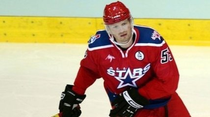 Гончар и Малкин принесли победу "Металлургу" в матче КХЛ